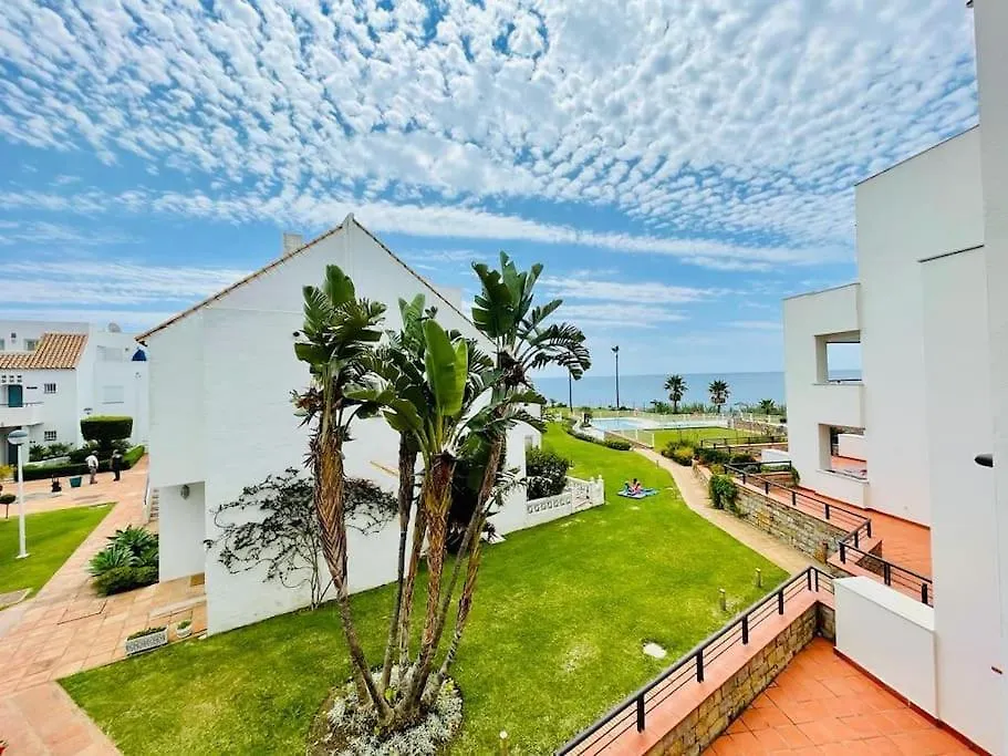 Апартаменты Sea Breeze Retreat - Golf Getaway Баия-де-Касарес